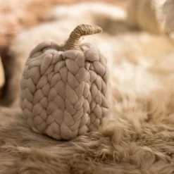 Depot Decken, Felle & Mehr^Schaffell